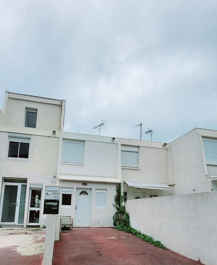 Marina Sunset Villa Льо Гро-дю-Роа Екстериор снимка